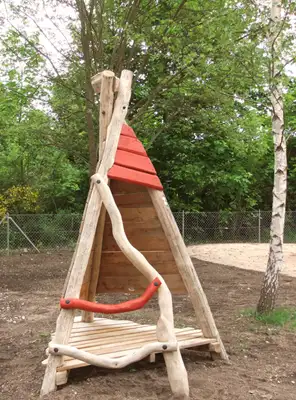 SPIELART : CABANE DE JEUX TIPI NUREMBERG, ref C74